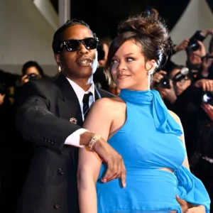 Why Is Having Kids Without Marriage Only Acceptable for Celebrities?